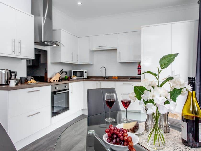 Kitchen/diner | Drakes Suite, Plymouth