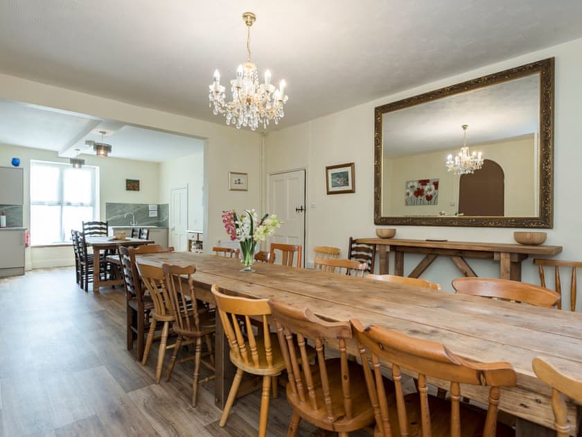 Spacious dining area | The Manor House - Manor Mews, Tattersett, near Fakenham