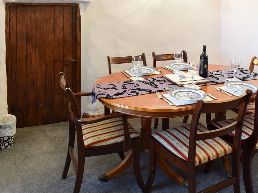 Elegant dining room | Oak Cottage - Round Hill Farm, Kirkstone near Ambleside