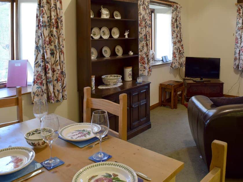 Charming living/ dining room | Hazel Cottage - Round Hill Farm, Kirkstone near Ambleside