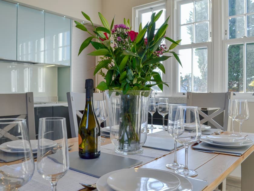 Charming dining area | The Station House - Station House Cottages, Upper Poppleton, near York