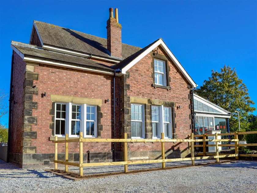 Wonderful holiday accommodation | The Station House - Station House Cottages, Upper Poppleton, near York