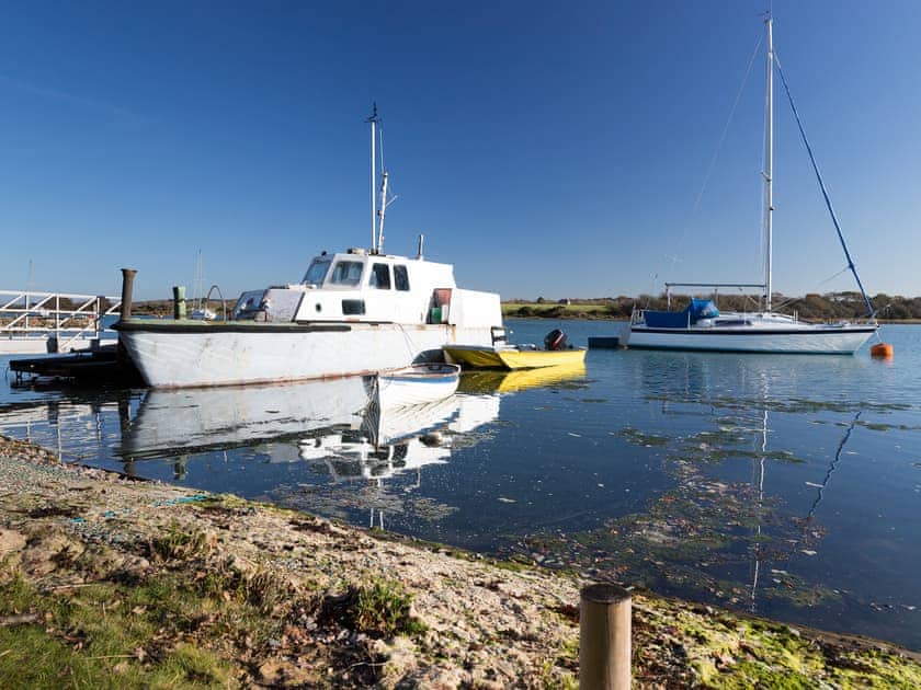 Surrounding area | Peacehaven, Shalfleet