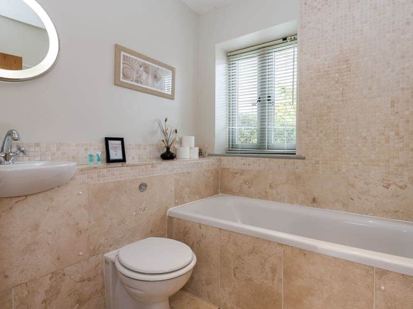 Bathroom | The Hayloft - Manor Mews, Tattersett, near Fakenham