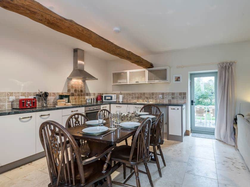 Kitchen and dining area | The Piggery - Manor Mews, Tattersett, near Fakenham