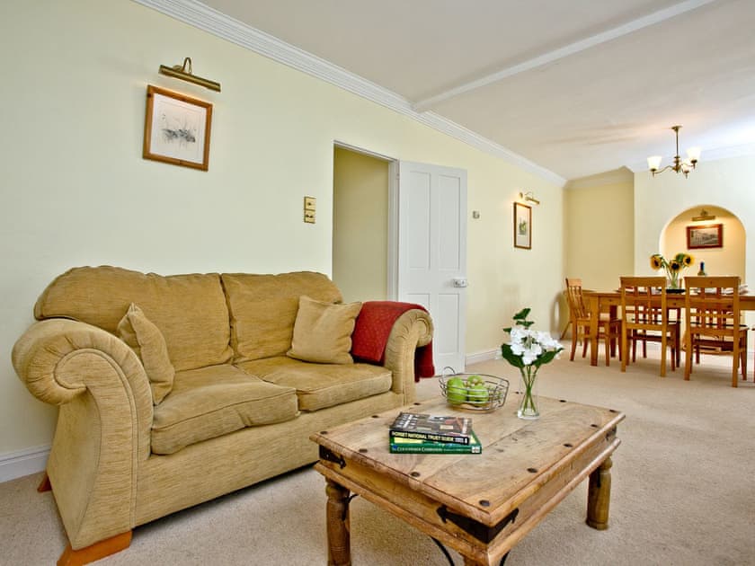 Jasmine Cottage Charmouth In Bridport Dorset Blue Chip Holidays