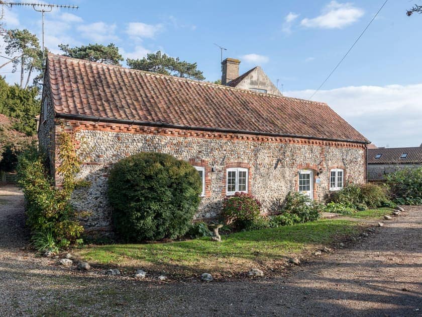 Charming detached cottage | The Old Dairy - Manor Mews, Tattersett, near Fakenham