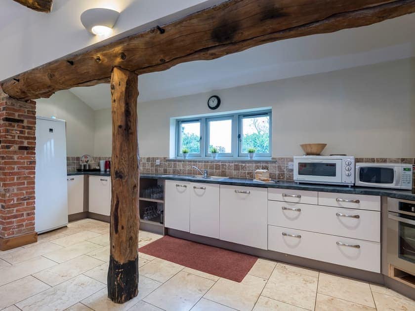 Kitchen area | The Stables - Manor Mews, Tattersett, near Fakenham