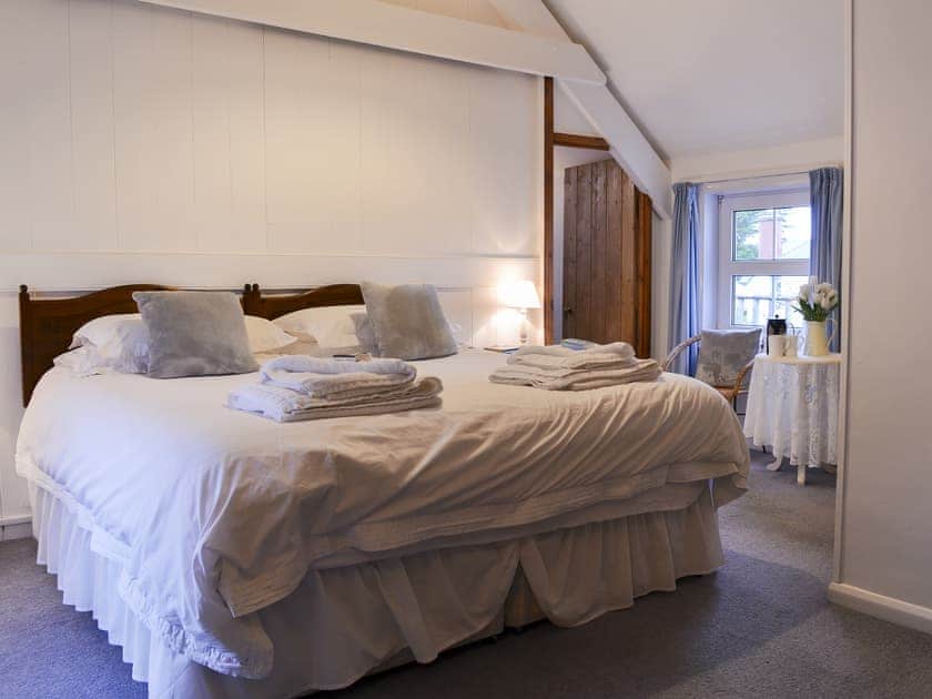 Double bedroom | Myrtle Loft, Instow