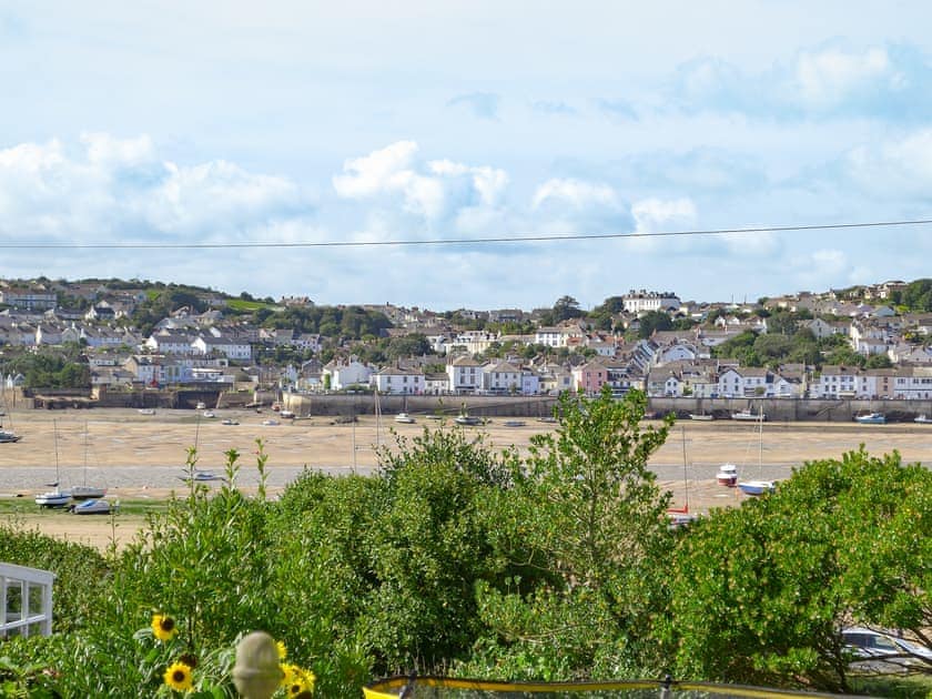 Spectacular sea views  | Myrtle Loft, Instow