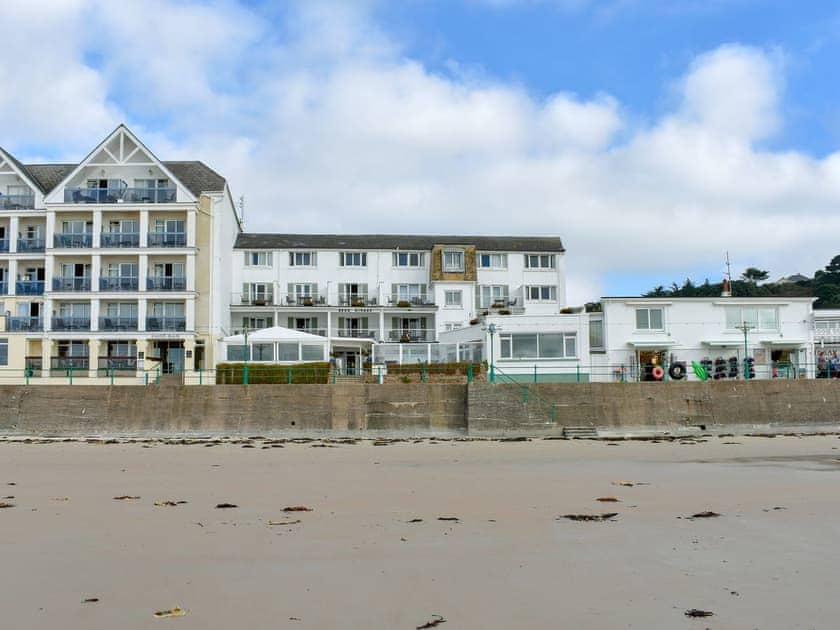 Fantastic seaside apartment | Trinity - Beau Rivage, St Brelades Bay