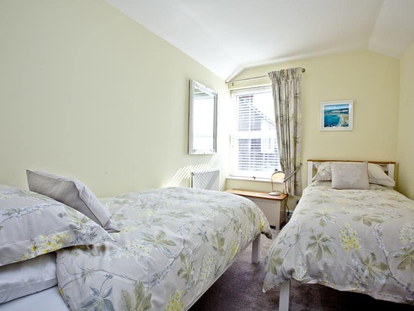 Twin bedroom | Cornerstone, Portland