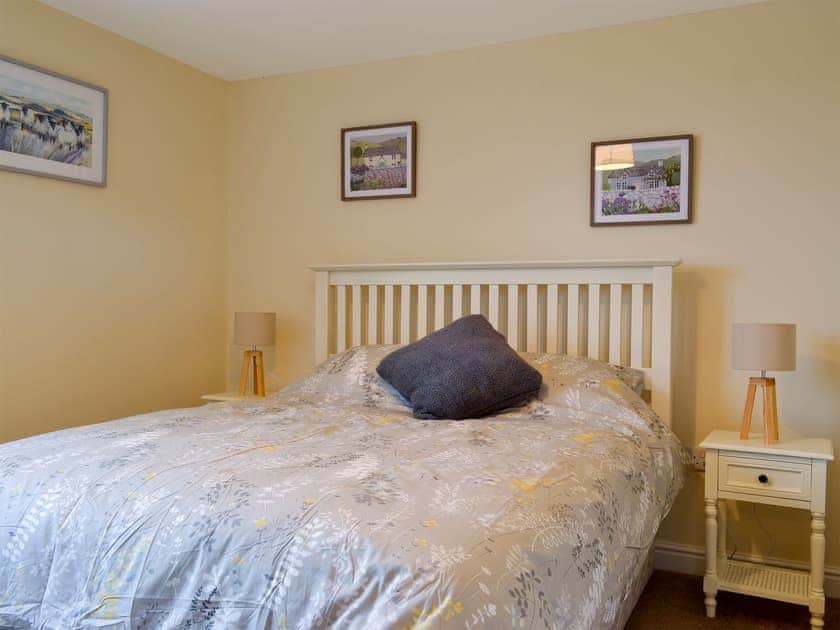 Bedroom with kingsize bed | Three North Street, Aldbrough, near Hornsea