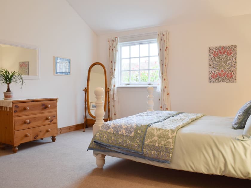 Comfortable double bedroom | Lucklaw Steading Cottage, Balmullo, near St Andrews