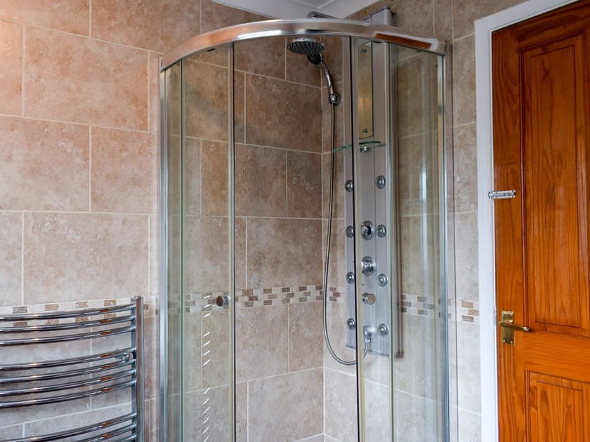 Shower room | The Lobster Pot, Skinningrove, near Saltburn-by-the-Sea