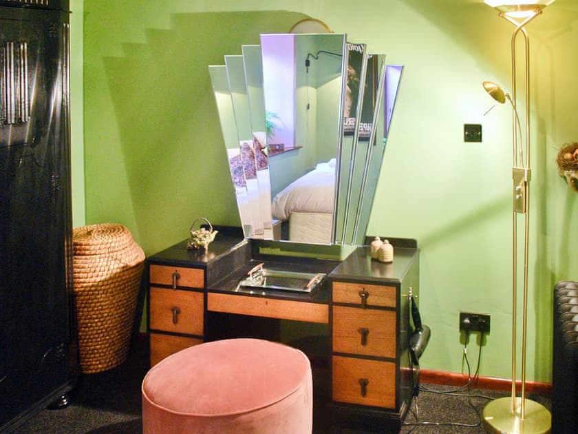 Lovely and bright dressing area | Bandrake Barn, Oxen Park, near Ulverston