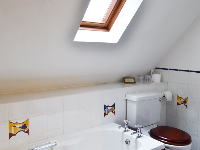 Bathroom | Coulags Croft, Coulags, Strathcarron