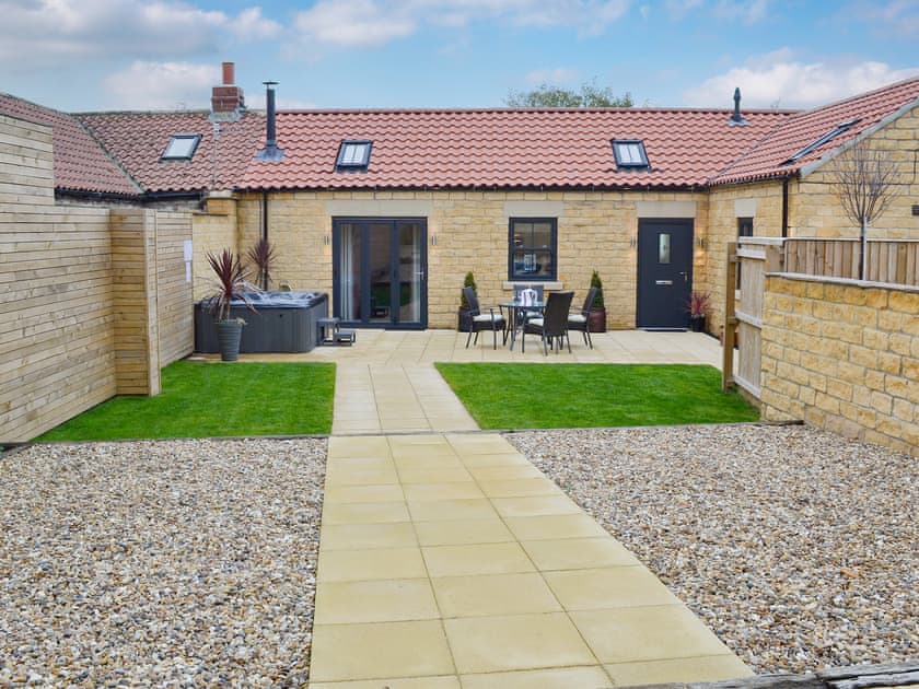 Luxury barn conversion with fully enclosed garden  | Aysgarth Lodge, Seamer, near Scarborough