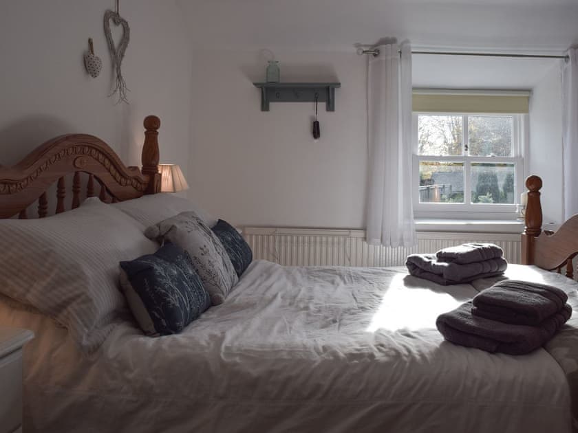 Double bedroom | Woodlands Cottage, Hook, near Haverfordwest