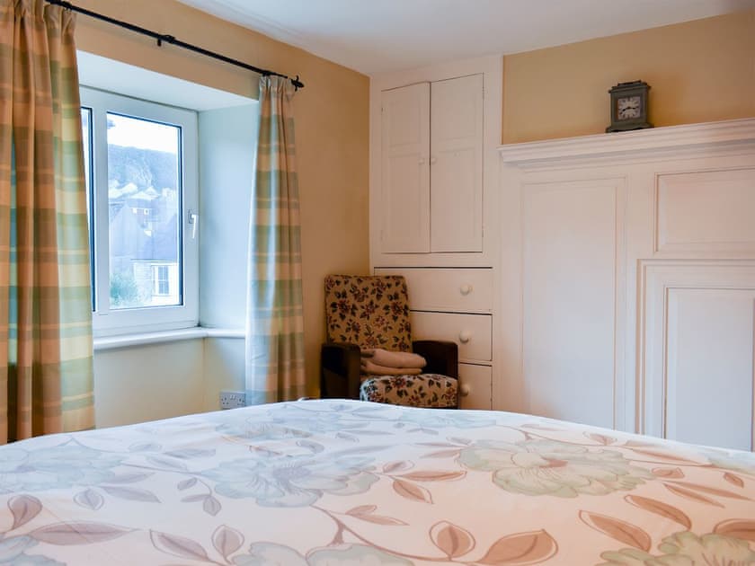 Double bedroom | Pebbles, Portland