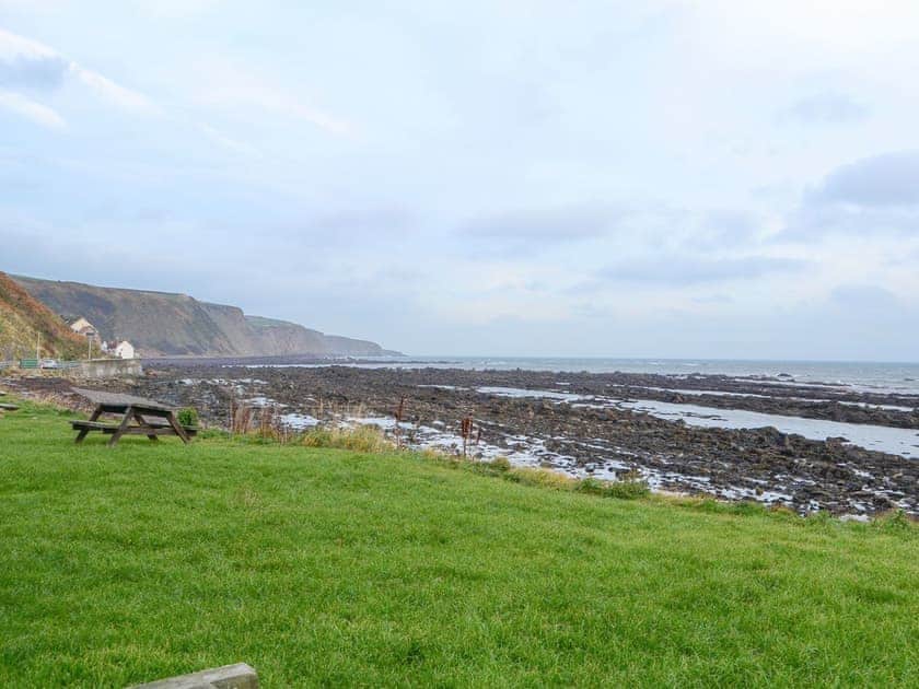 Wonderful coastal views just across the road from the property | Seal View, Burnmouth, near Eyemouth