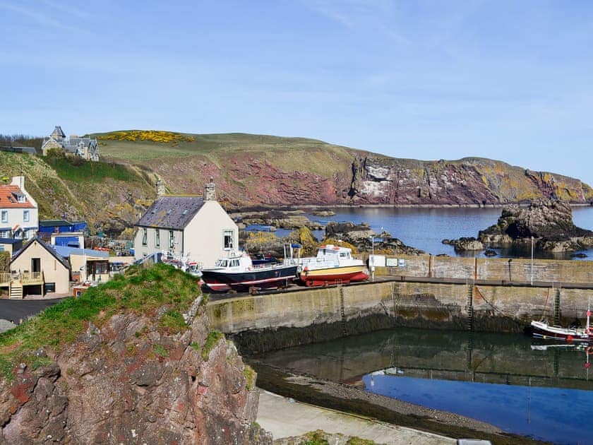 St Abbs harbour | Seal View, Burnmouth, near Eyemouth