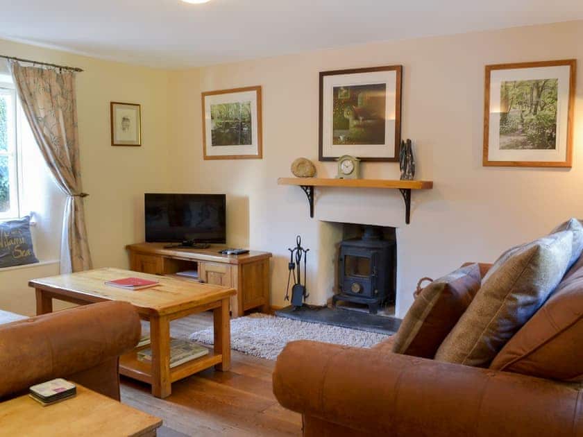 Welcoming living room  | Ivy Cottage, Boscastle