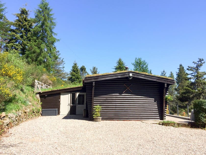 Private parking for 2 cars | Glen Hideaway, Kirkmichael, near Pitlochry