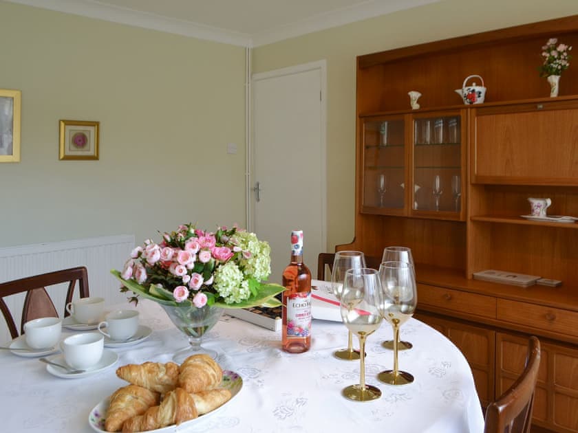Separate dining room | The Warren, Whitstable