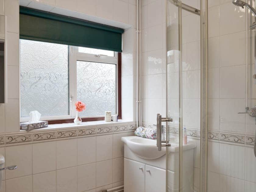 Shower room | The Warren, Whitstable