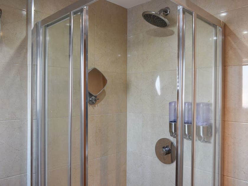 Shower room | Ellerton House, Richmond