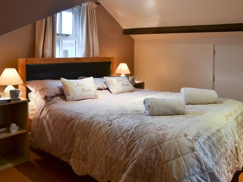 Cosy and comfortable double bedroom | Wheelwright Cottage, Halwill