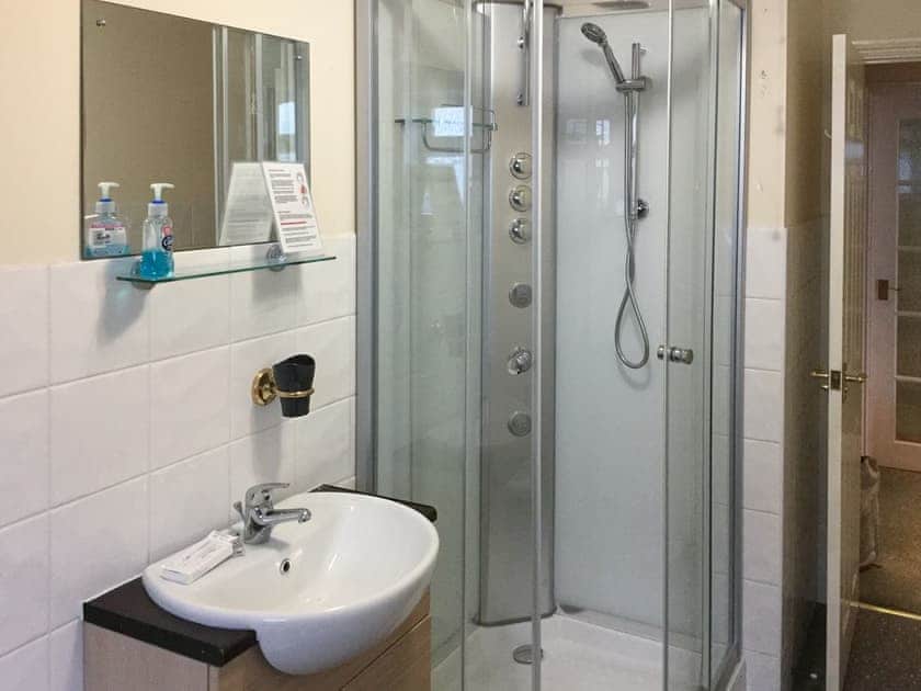 Bathroom with standalone shower cubicle | Fairwind, Peacehaven