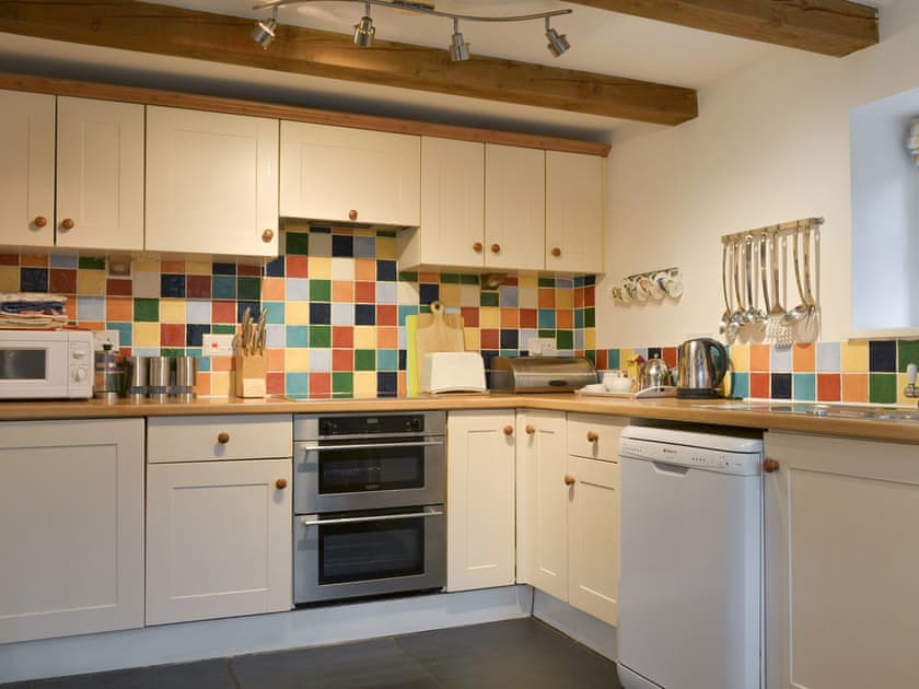 Fully appointed fitted kitchen | Quarrymans Cottage, Golberdon, near Callington