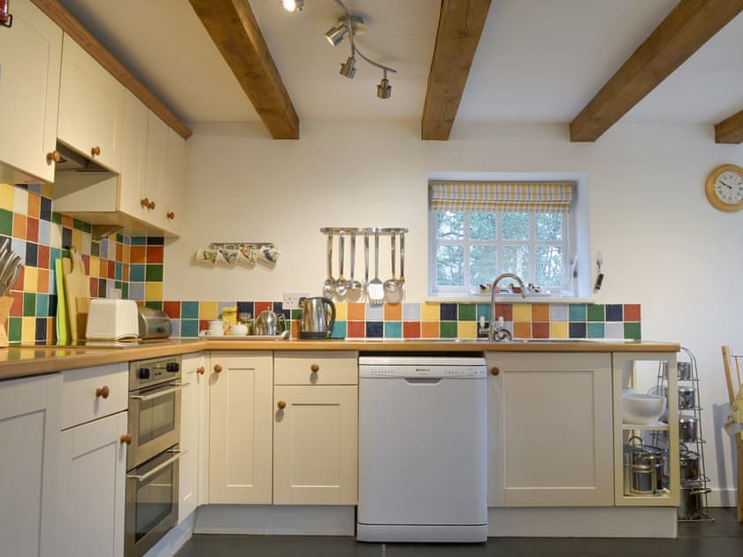 Well-equipped fitted kitchen | Quarrymans Cottage, Golberdon, near Callington