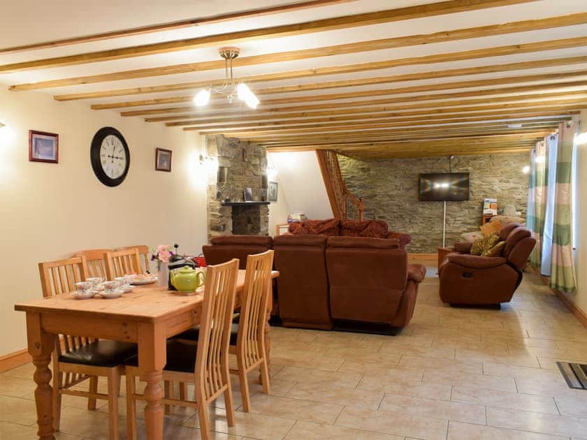 Spacious, beamed open plan living space | Penrhiw - Penrhiw Cottages, Llangeitho, near Tregaron