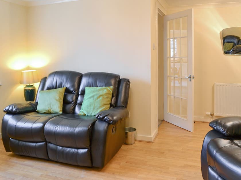 Spacious living room | Sylvan Cottage - Rousland Cottages, Linlithgow