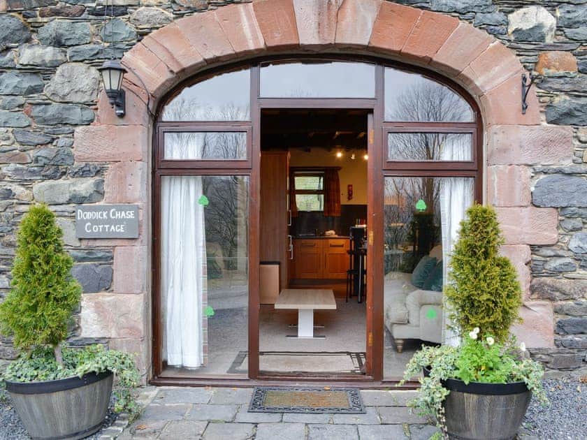Attractive entrance to the property | Doddick Chase Cottage - Doddick Farm Cottages, Threlkeld, near Keswick