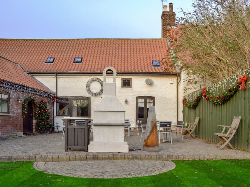 Christmas decorations in the patio area | Acrewood, Wetwang near Driffield