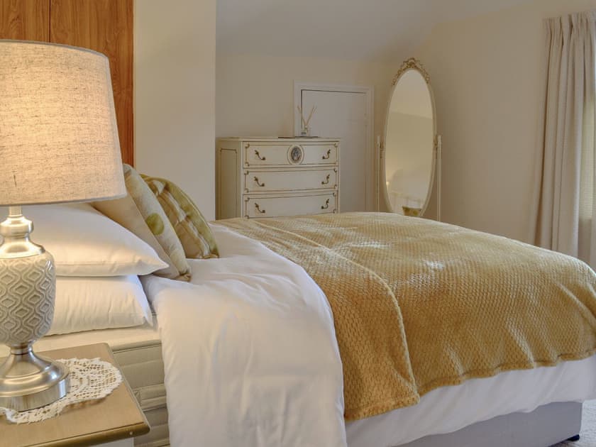 Double bedroom with an additional single bed | Littlewood, Newquay