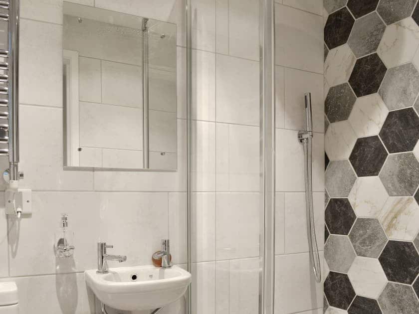 Ground floor wet room | Treen, Lansallos, near Looe