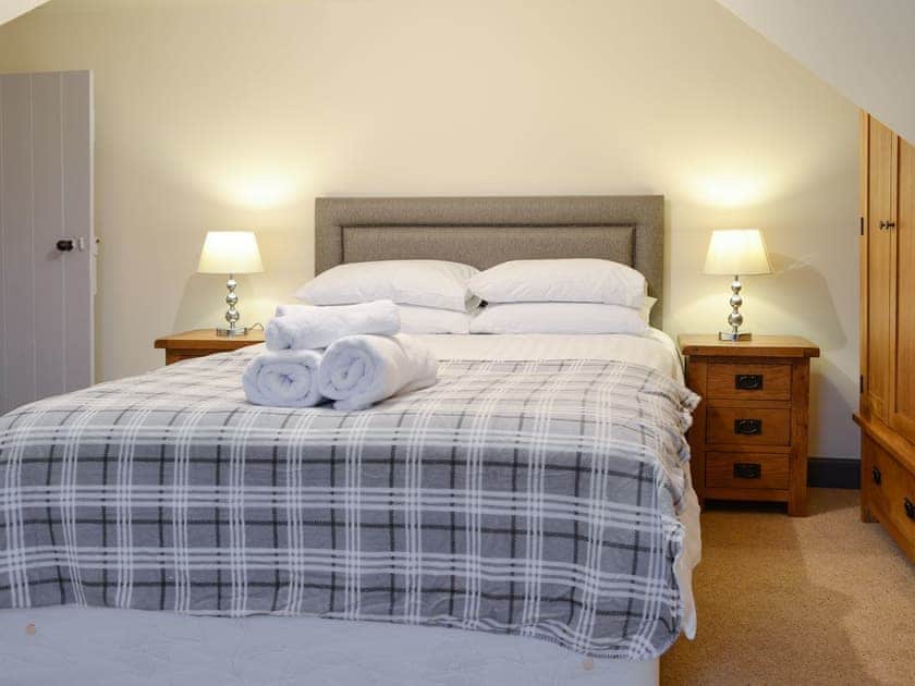 Double bedroom | Liftingstane Farmhouse - Liftingstane, Closeburn, near Thornhill