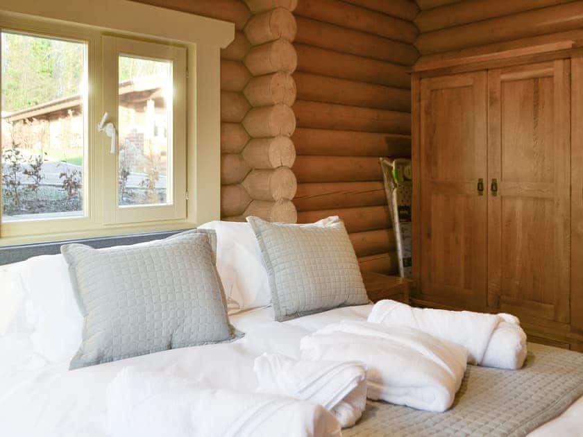 Peaceful double bedroom | Vindomora Country Lodges - Housesteads Lodge - Vindomora Country Lodges , Ebchester, near Consett