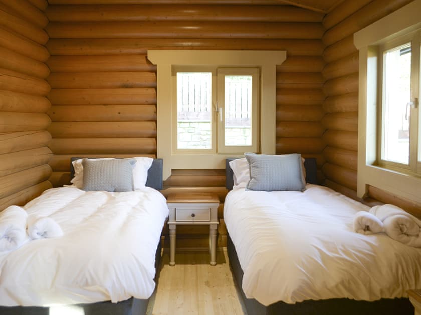 Comfortable twin bedroom | Vindomora Country Lodges - Vindolanda Lodge - Vindomora Country Lodges , Ebchester, near Consett