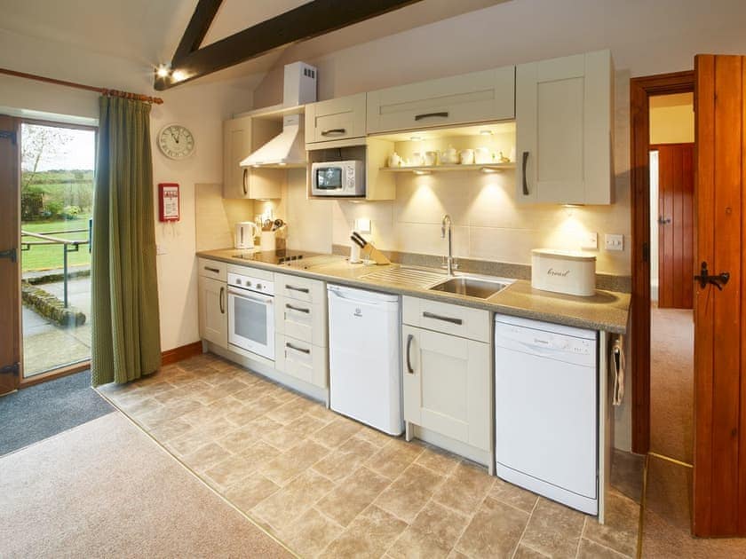 Fully appointed kitchen area | Cloth Fair - Rawcliffe House Farm, Stape, near Pickering
