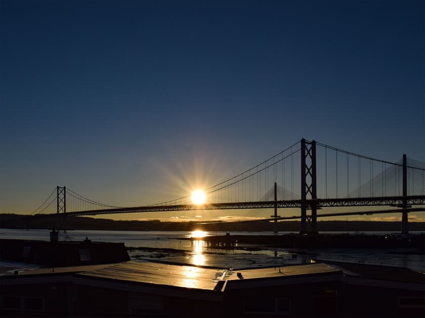 The Courtyard - Admiral Apartment
