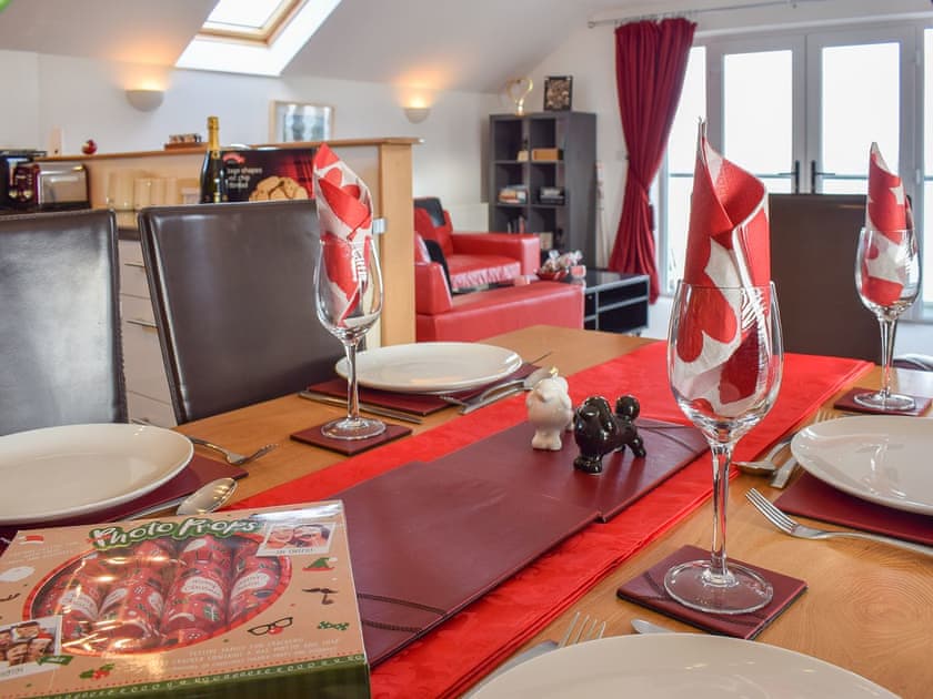 Elegant dining table | The Plucking Barn, Llanwnnen, near Lampeter