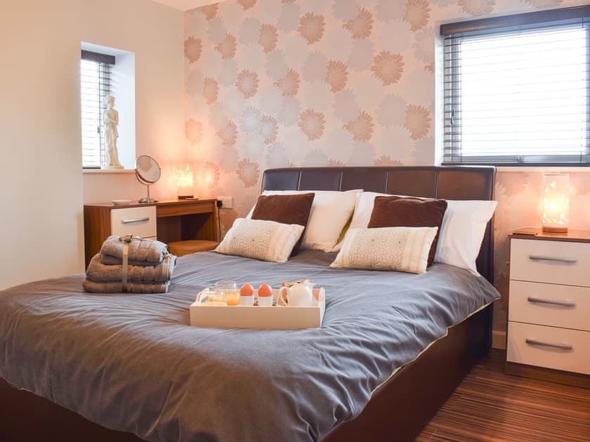 Welcoming double bedroom | The Plucking Barn, Llanwnnen, near Lampeter