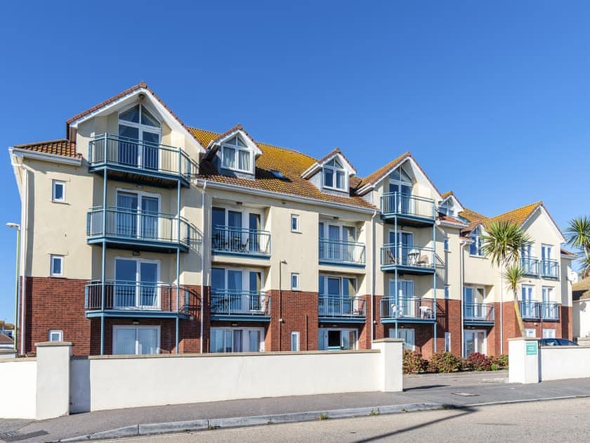 Luxury development of apartments on the sea front  | 14 Belvedere Court - Belvedere Court, Paignton
