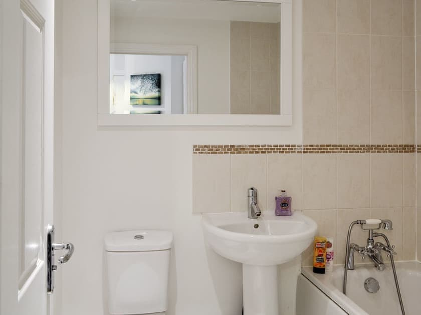 Family bathroom | Beach View, Aberavon, near Port Talbot